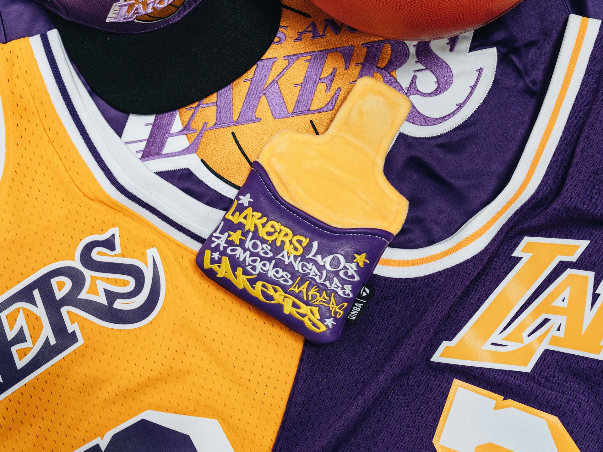 Lakers NBA Putter Headcover