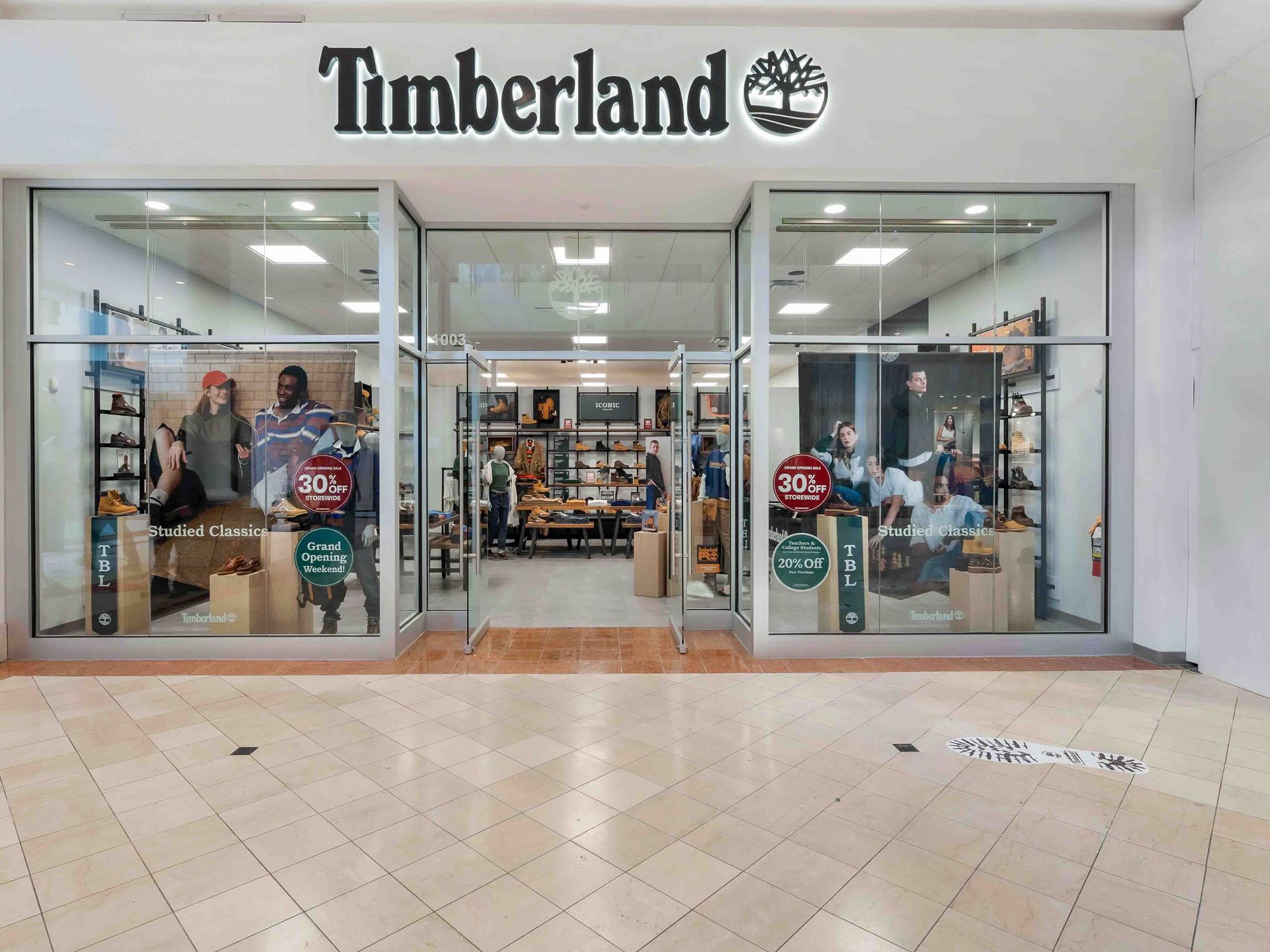 Timberland Crabtree Valley Mall Grand Opening