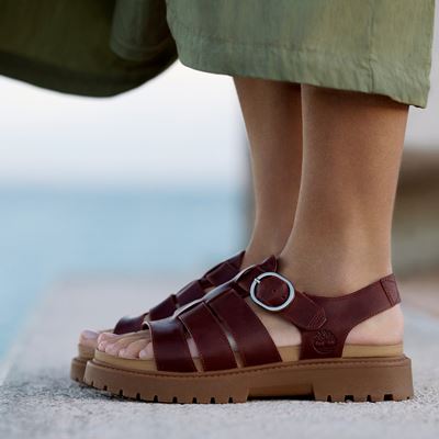 Global Step Into the Sun Selects Collection of Women s Summer Ready Footwear and Apparel