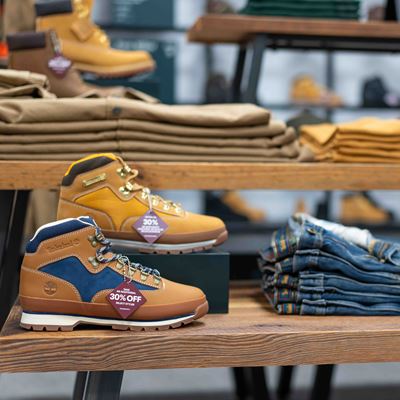 Timberland Crabtree Valley Mall Grand Opening