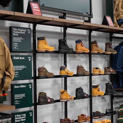 Timberland Crabtree Valley Mall Grand Opening