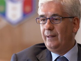 UEFA GRA ITA TISCI IV Without Subtitles