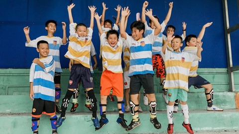 uefa-foundation-for-children-helping-street-children-in-vietnam