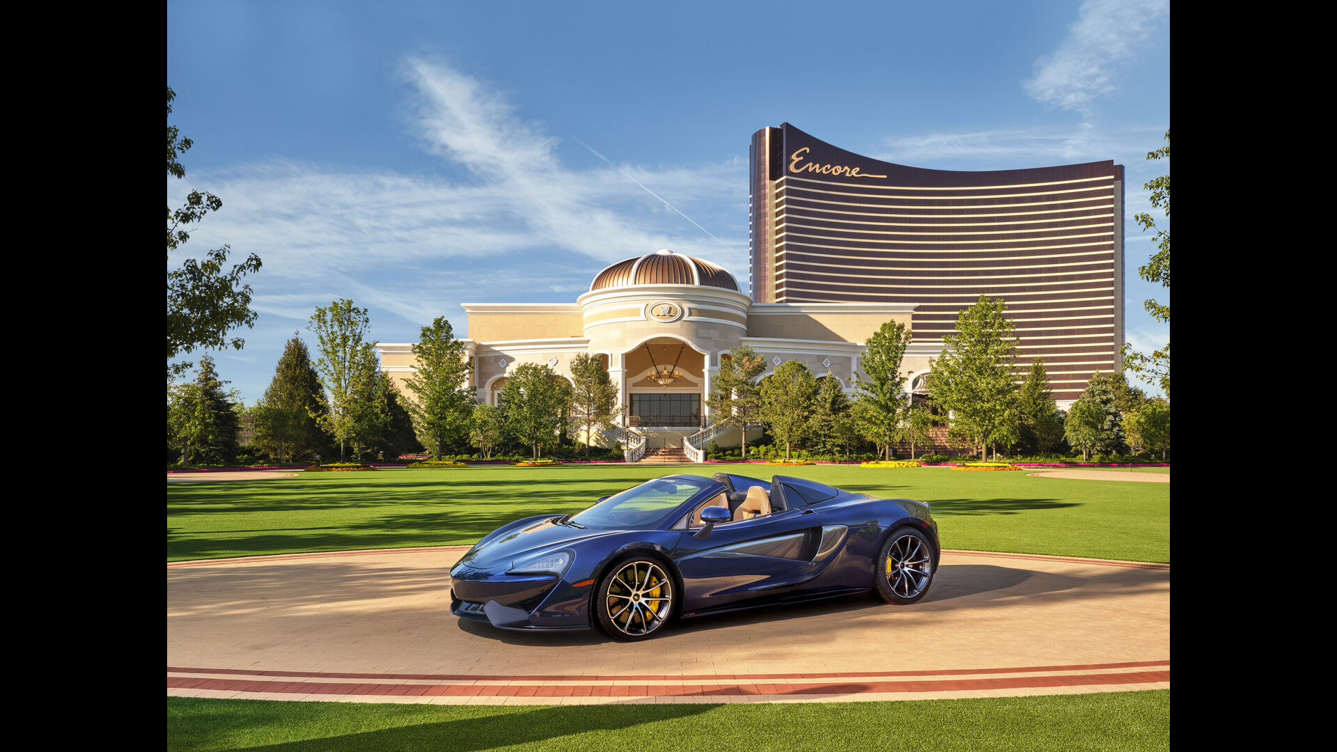 McLaren 570S Spider by Roger Davies
