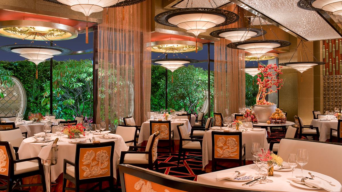 Michelin two star restaurant Golden Flower