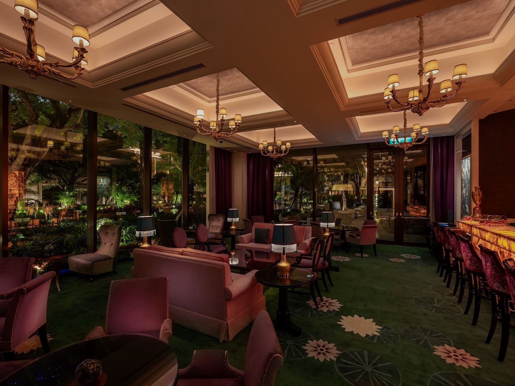 Cinnebar at Wynn Macau takes on a refreshing new look feature predominantly green and indigo hues which celebrate the vi