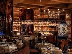 Opening May 10: PISCES Bar & Seafare