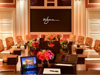 Wynn Las Vegas  Pressroom : Wynn Las Vegas Celebrates the Holidays with  Festive Offerings and Breathtaking Décor