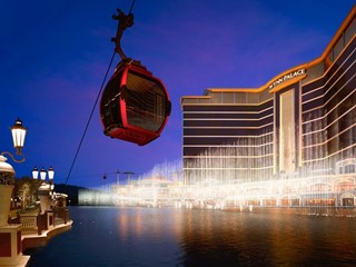 Wynn Palace  Pressroom : Wynn and Louis Vuitton Join Hands for Charity Sale