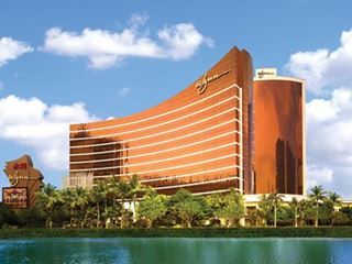 Wynn Hosts Inaugural