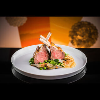 羊排伴蠶豆、朝鮮薊及羊肉汁 – 帝雅廷意大利餐廳