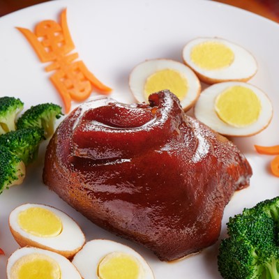 Braised Pork Hock and Egg in Soy Sauce - Golden Flower