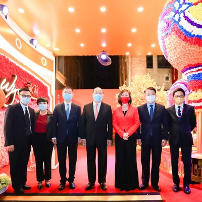 Government Delegates visit the Wynn booth at the "Macao Week in Shanghai" mega roadshow