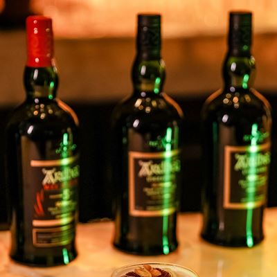 Cinnebar at Wynn Macau exclusively partners with the revered Ardbeg whisky brand  to create a series of special cocktail