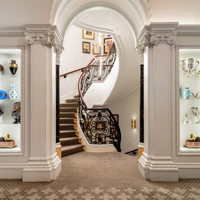 Wynn Mayfair Staircase