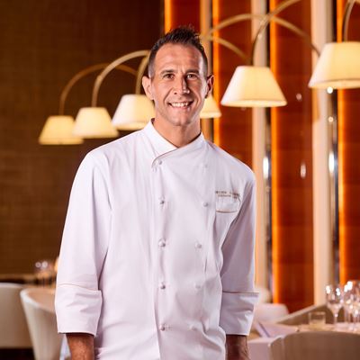 Guest judge Andrew Caillard MW and SW Steakhouse Executive Chef Helder Sequeira Amaral will present an exceptional wine