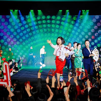 Wynn Uniform Fashion Show was organized at the Gratitude Festival in which executives present a professional team imag