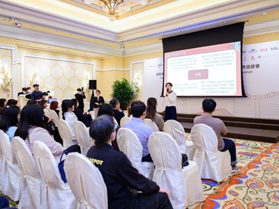 Wynn provided various professional training courses to local SMEs in enhancing their competitiveness