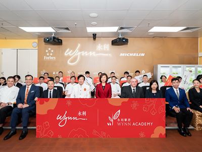 Wynn holds Emperor Qianlong's "Culinary Journey to the South" Masterclass