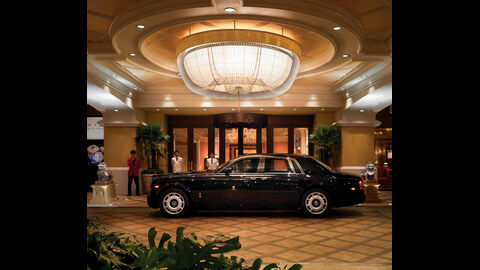 Wynn Macau - Wynn Club Arrival By Barbara Kraft