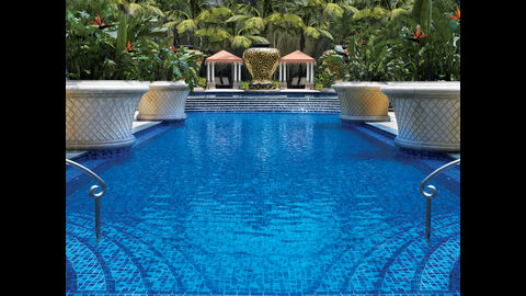 Wynn Macau Pool - Day by Barbara Kraft