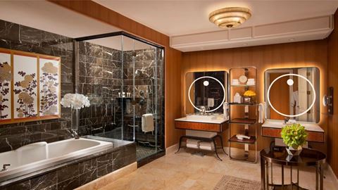 Wynn Tower Suites Parlor Bathroom