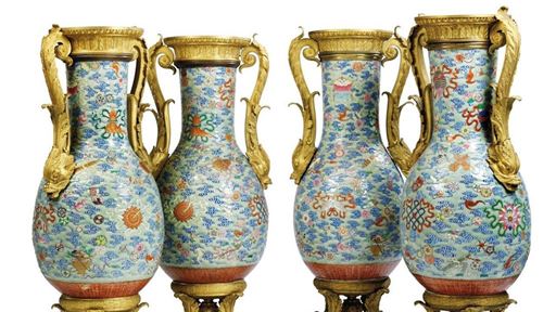 Rare Porcelain Vases Purchased by Wynn Macau Limited for Record Amount at Auction