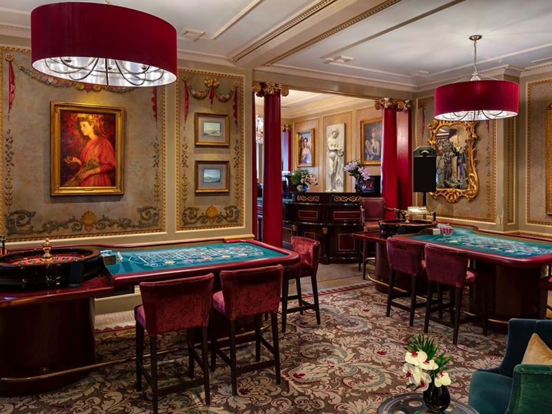 Wynn Resorts Opens Wynn Mayfair
