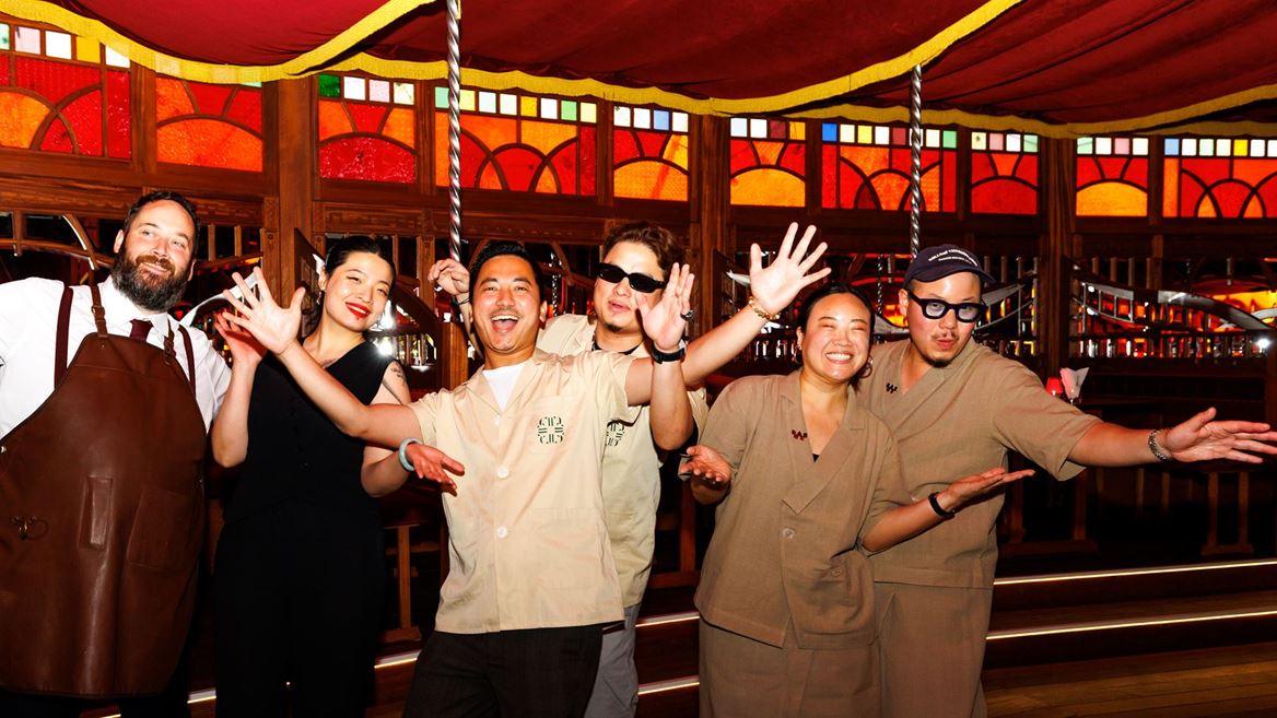 Wing Lei Bar Tell Camellia and Bar US served signature cocktails at this year s Bartenders Feast held at the elegant