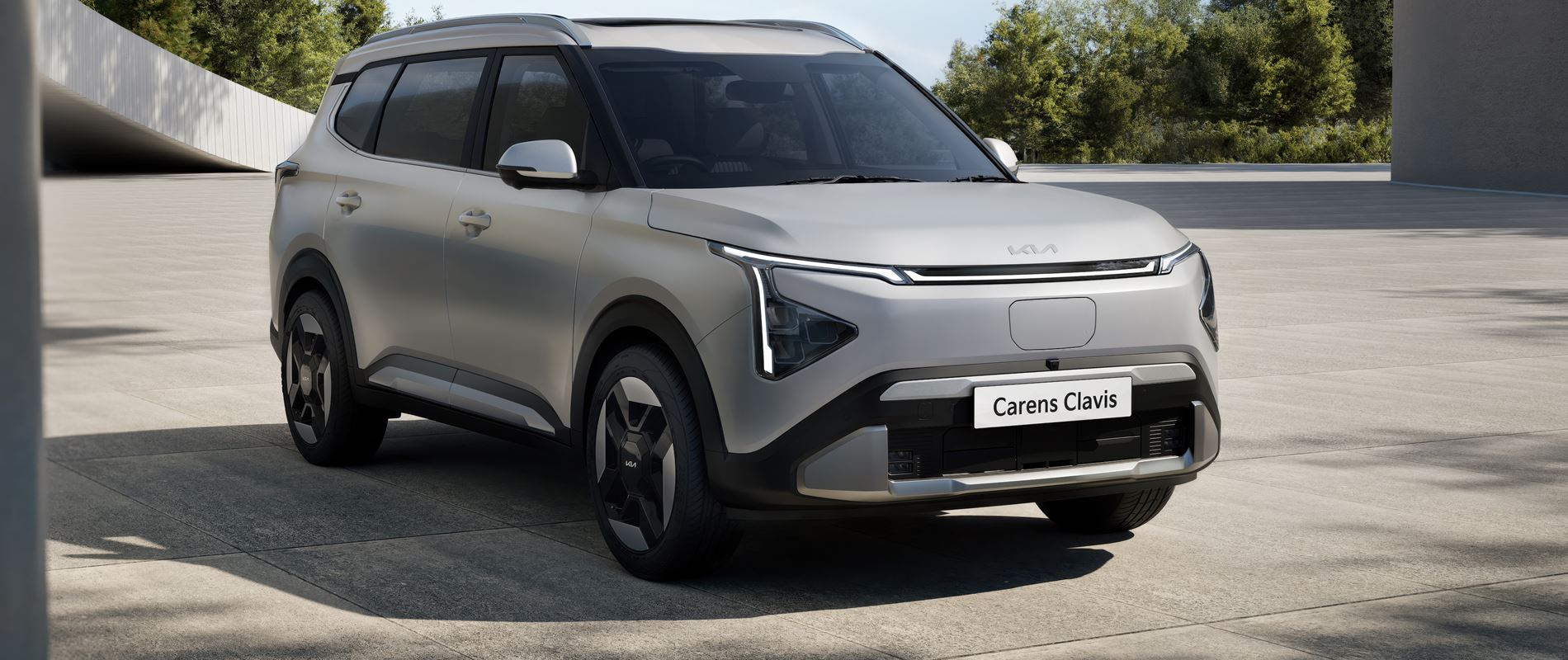 kia-unveils-carens-clavis-ev--electric-versatility-for-every-drive