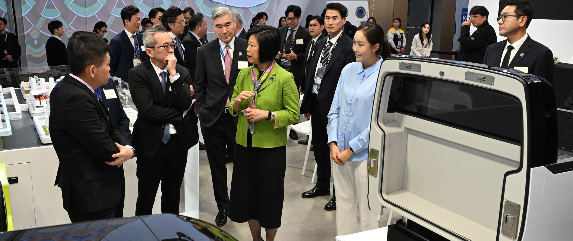 Hyundai Motor Group Signs MoU with Singapore s HTX to Advance Mobility Robotics and Hydrogen Technologies