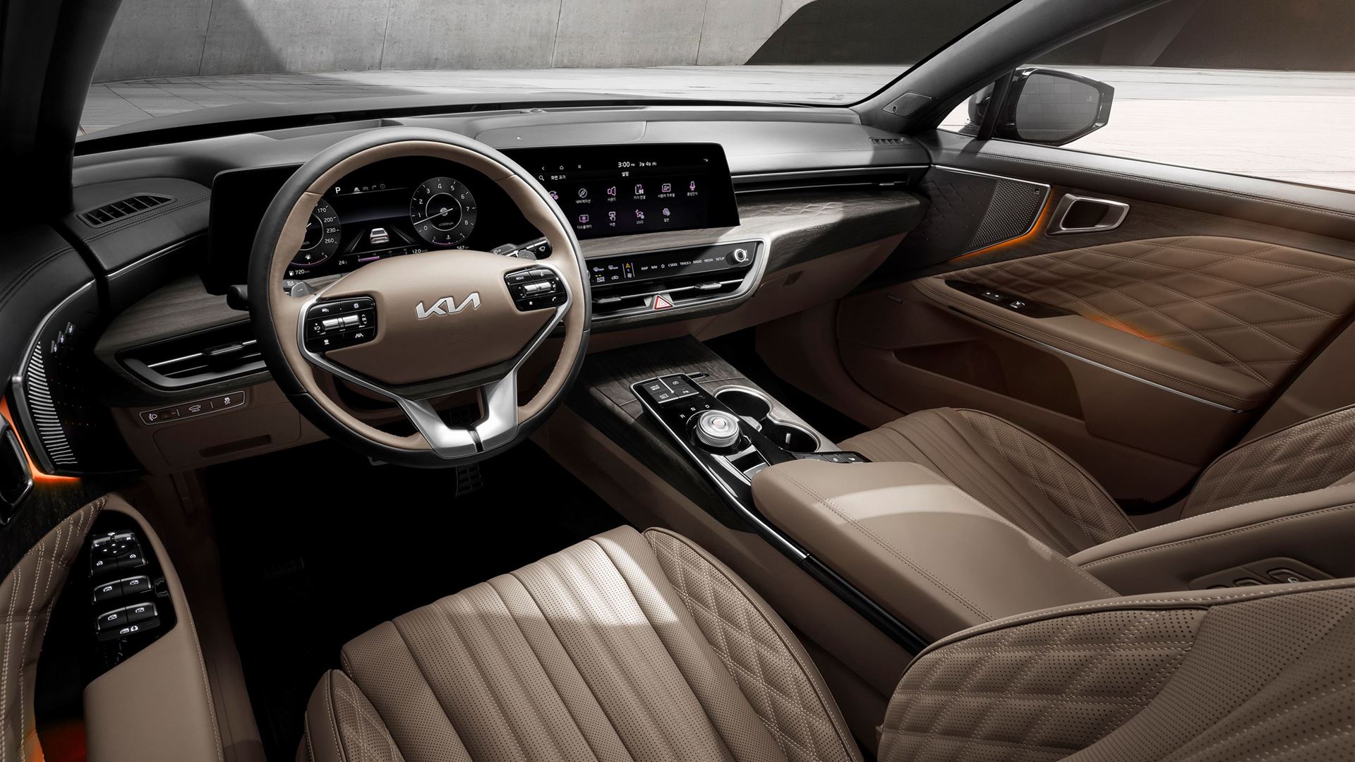 Kia K8 interior modernity and technology meet in a luxury sports sedan
