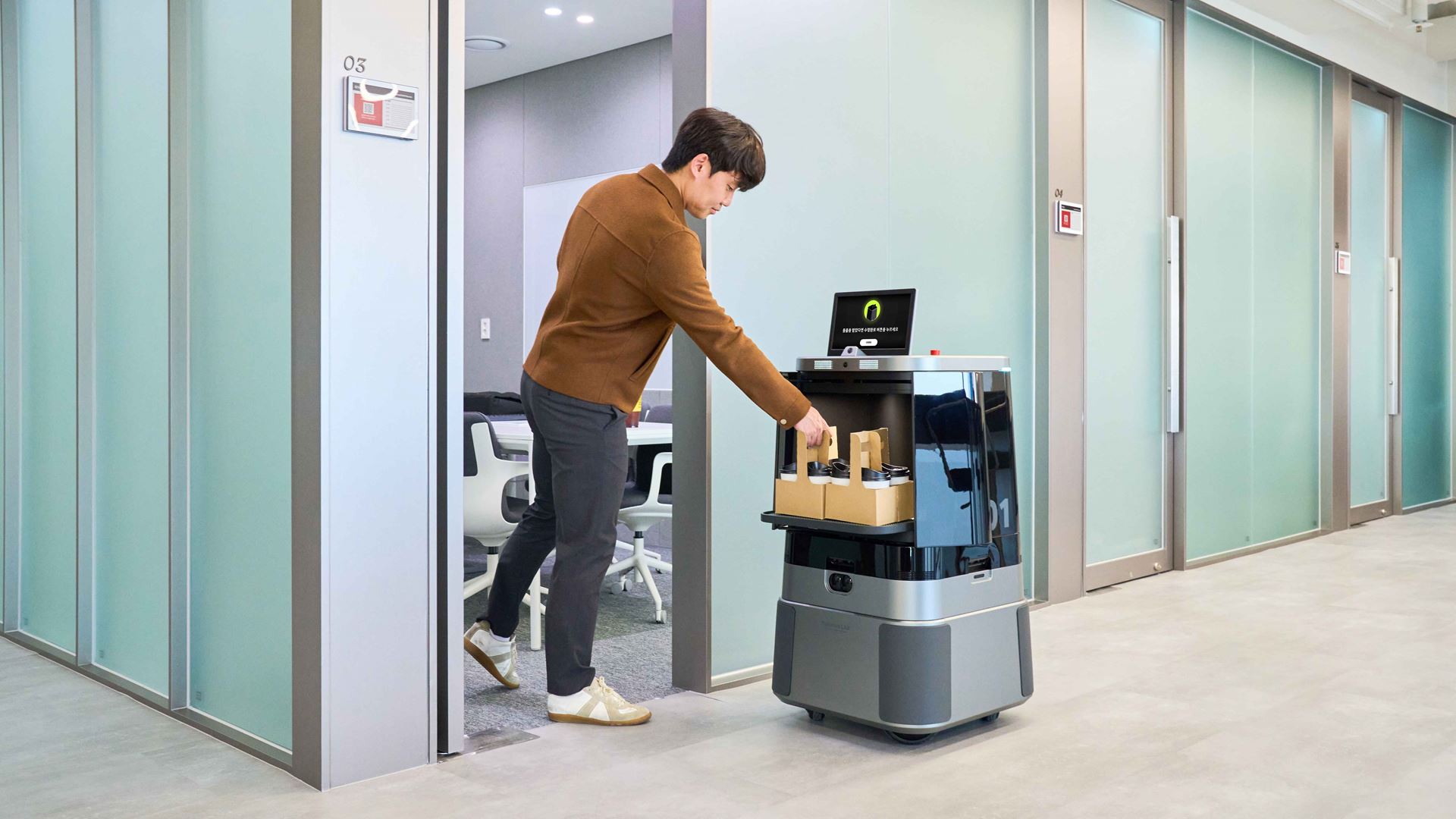 DAL e Delivery Robot