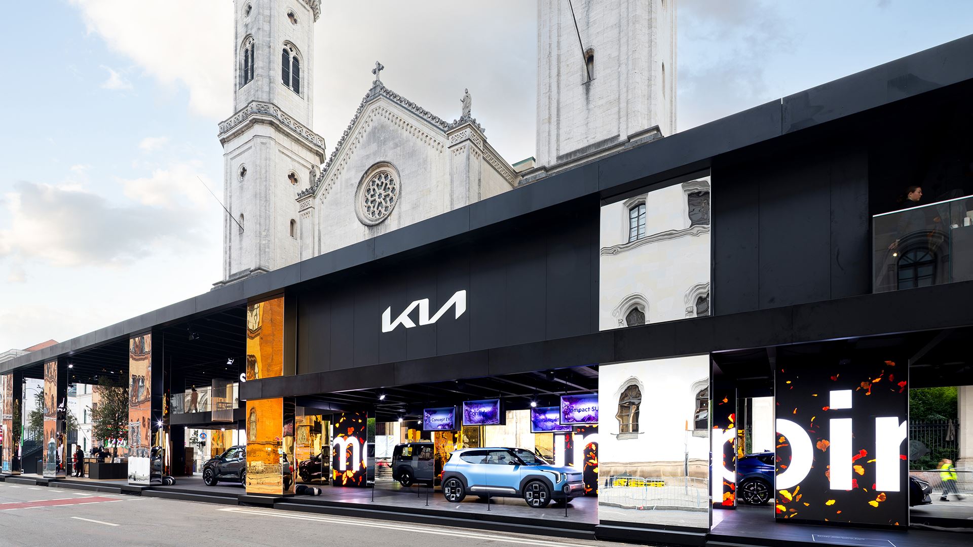 Kia showcases its extensive EV portfolio at IAA Mobility 2025