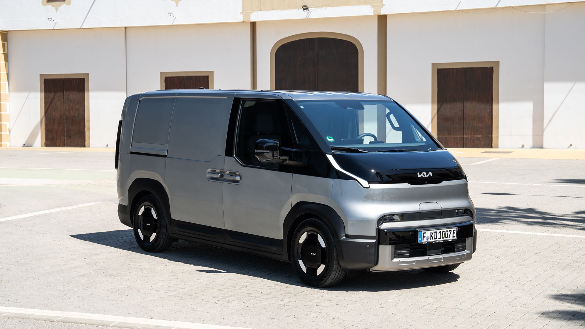 Kia PV5 Cargo Achieves Maximum Five-Star Rating in 2025 Euro NCAP Commercial Van Safety Assessment