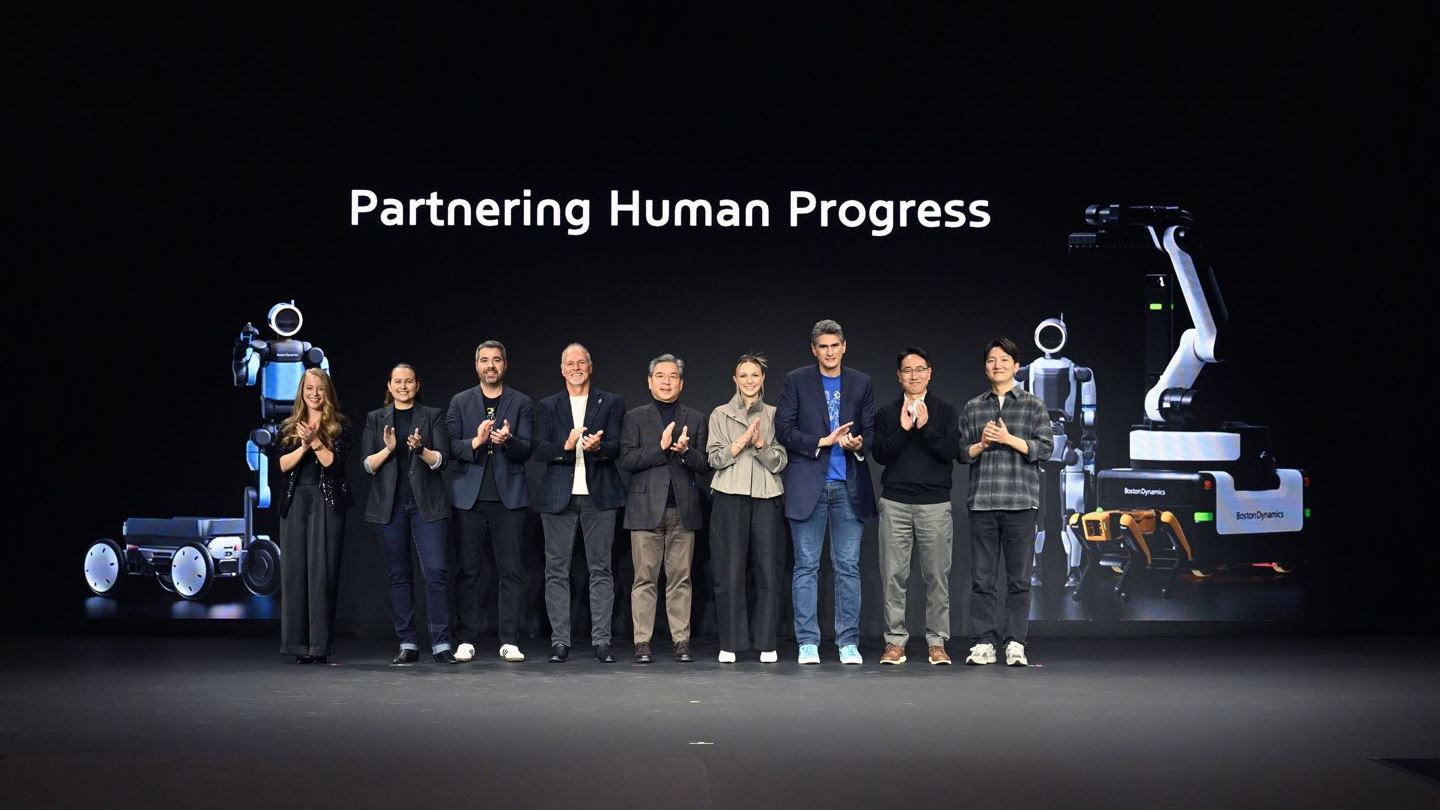 Hyundai Motor Group Marks CES 2026 with AI Robotics Announcements and Accolades