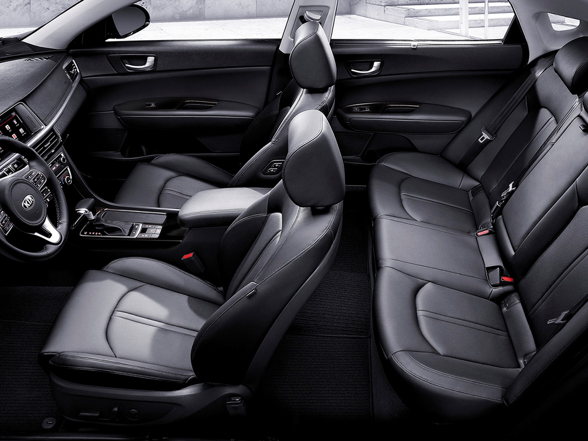 New Kia Optima - Interior 1