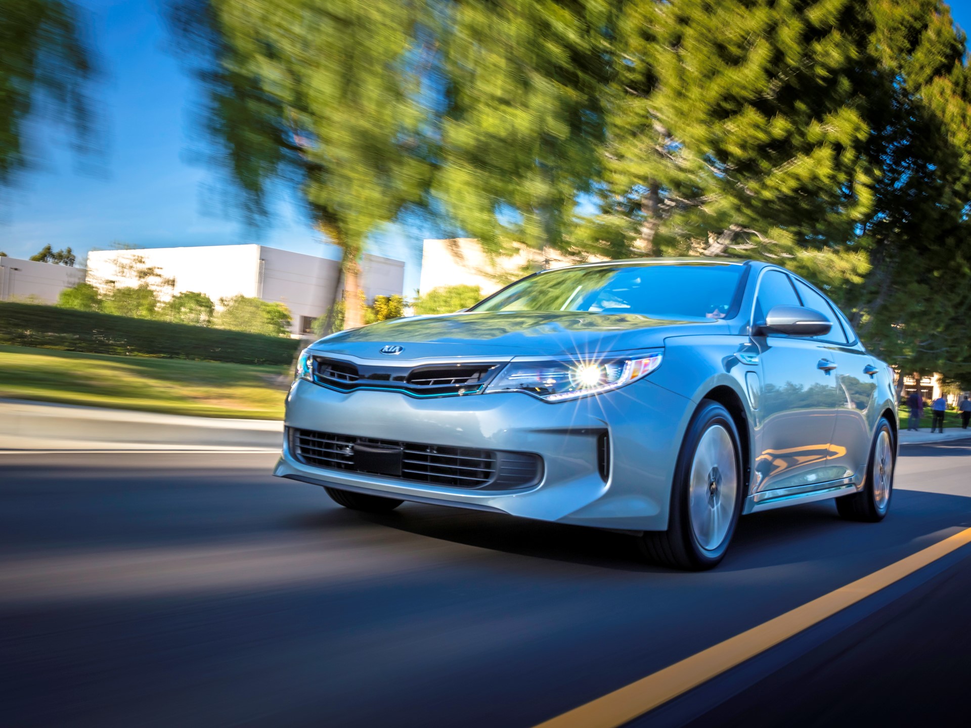 Optima Plug-in Hybrid