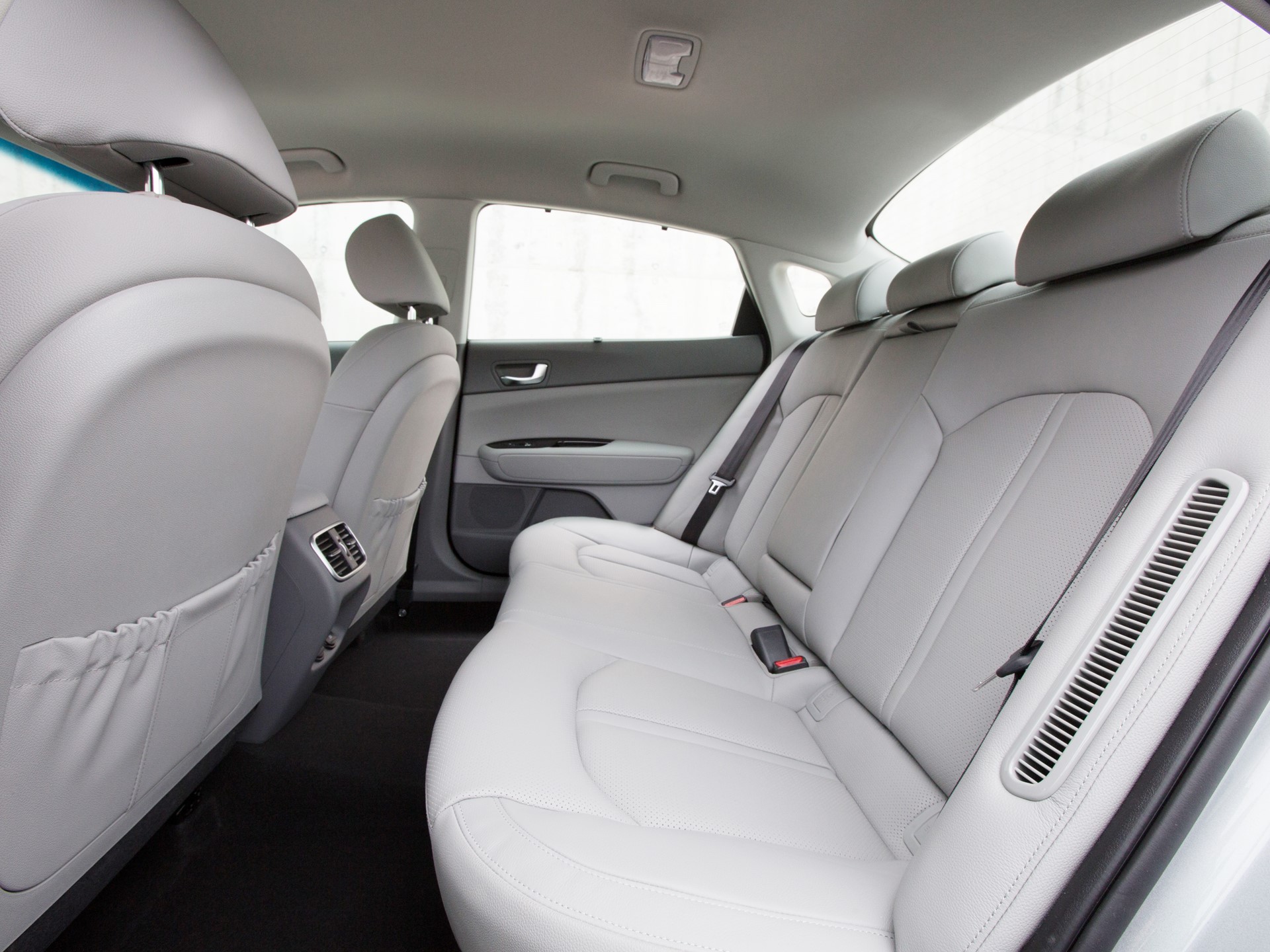 Optima Plug-in Hybrid