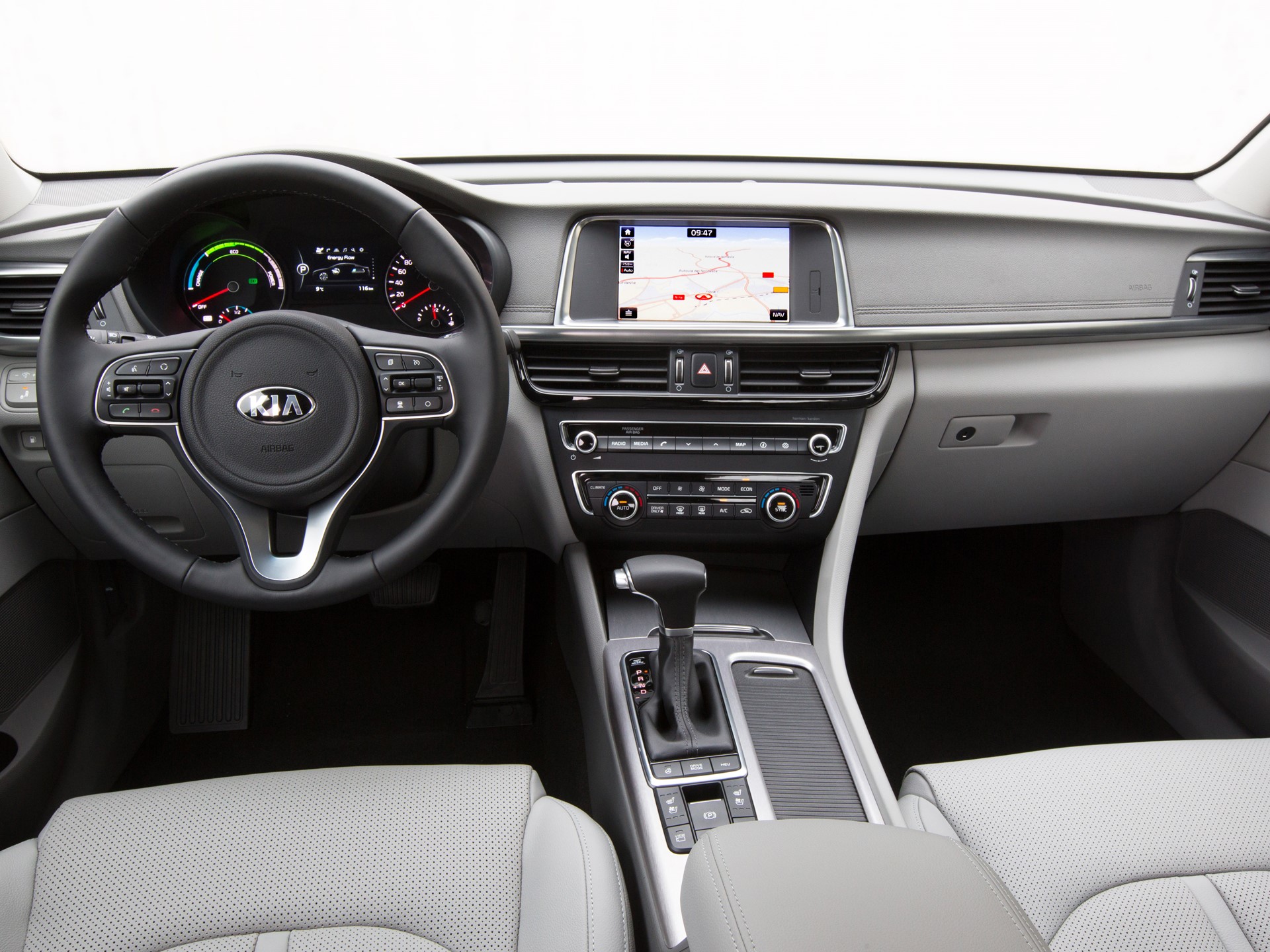 Optima Plug-in Hybrid