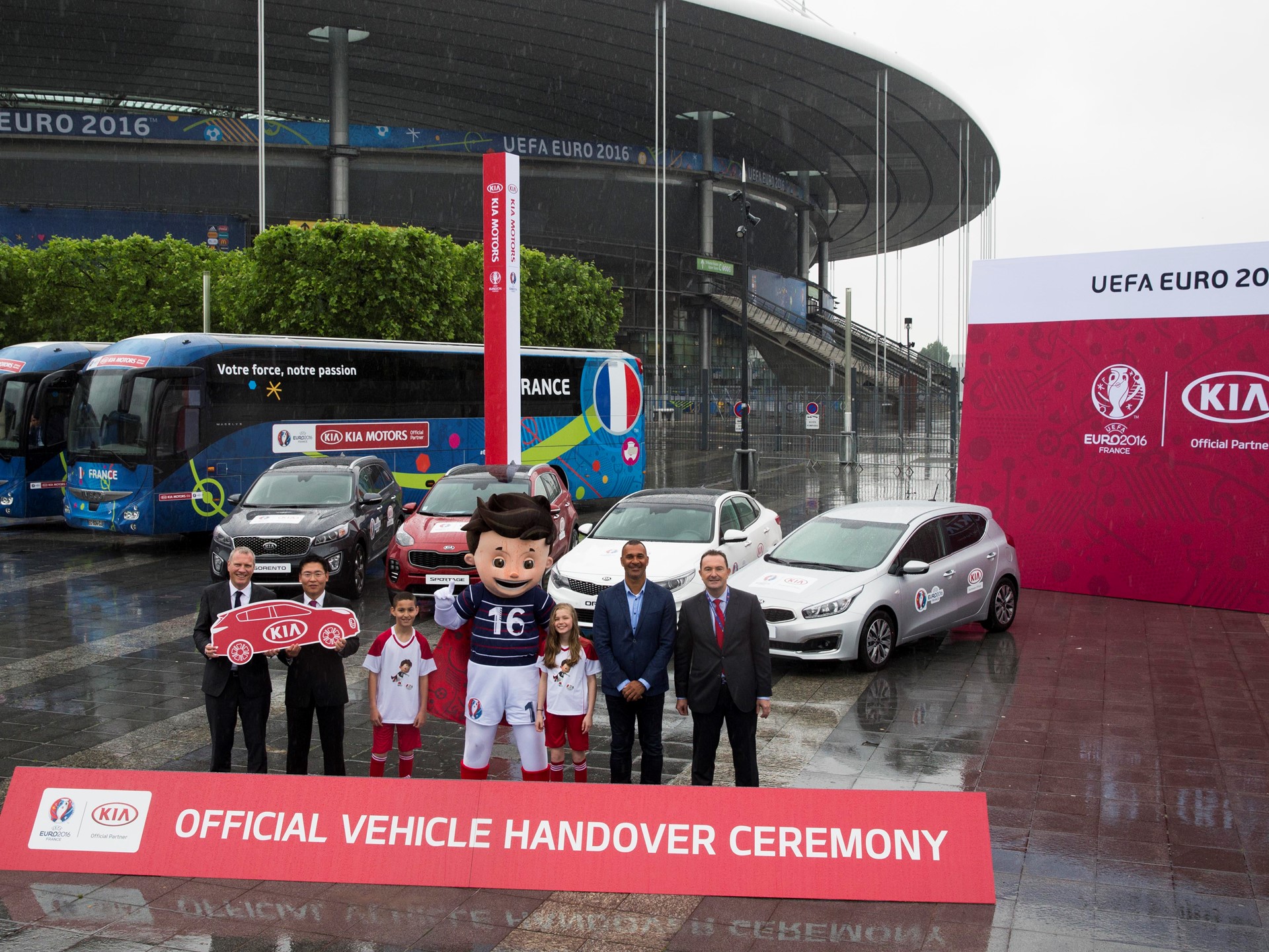 Kia UEFA EURO 2016 Vehicle Handover Ceremony