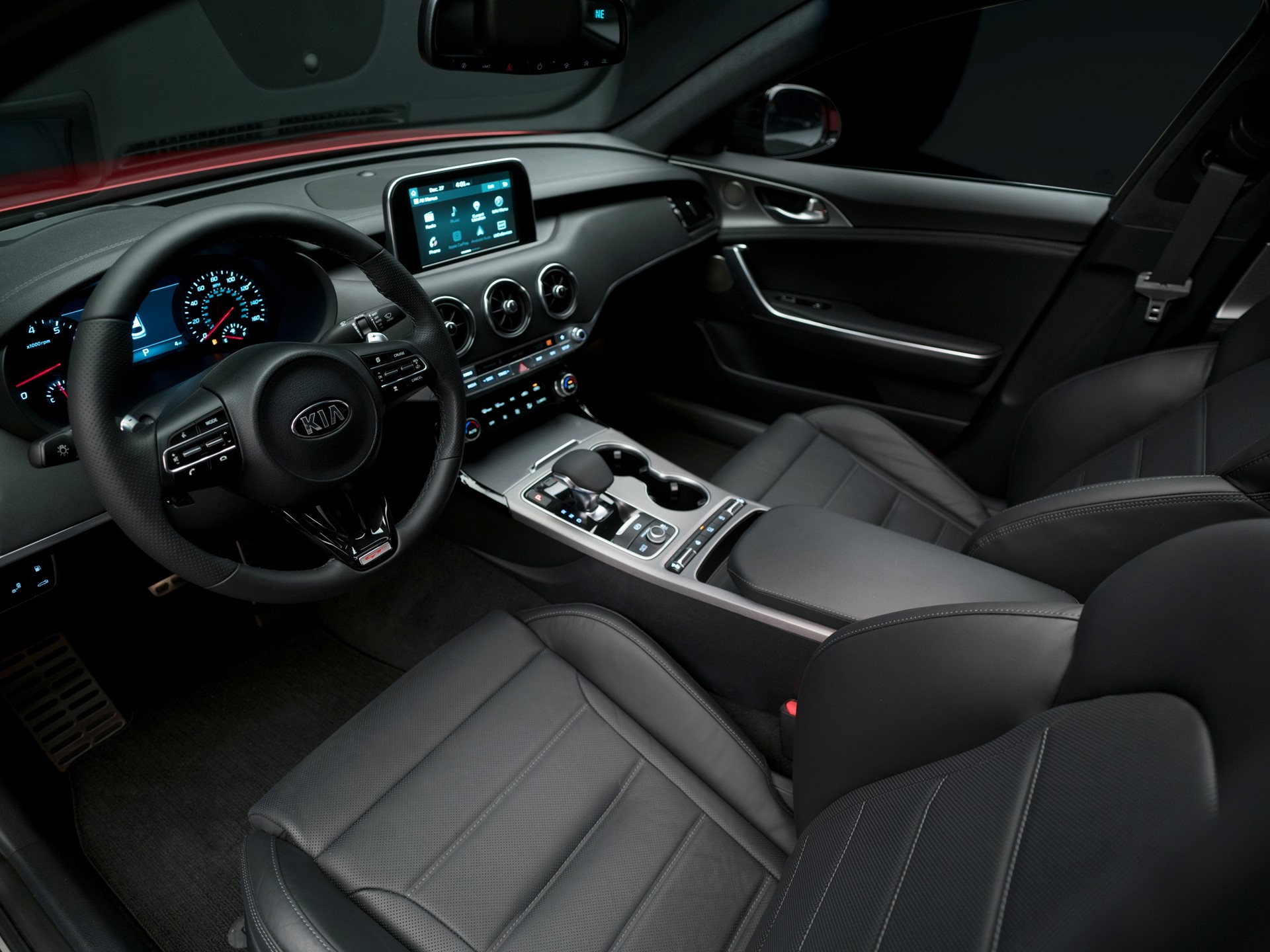 Kia Stinger GT Interior (2)_US Spec
