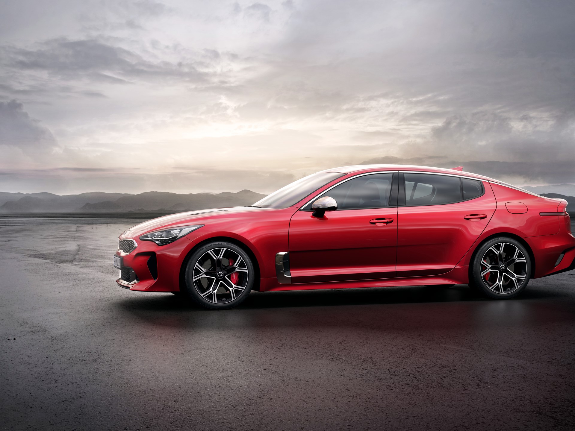 Kia Stinger red