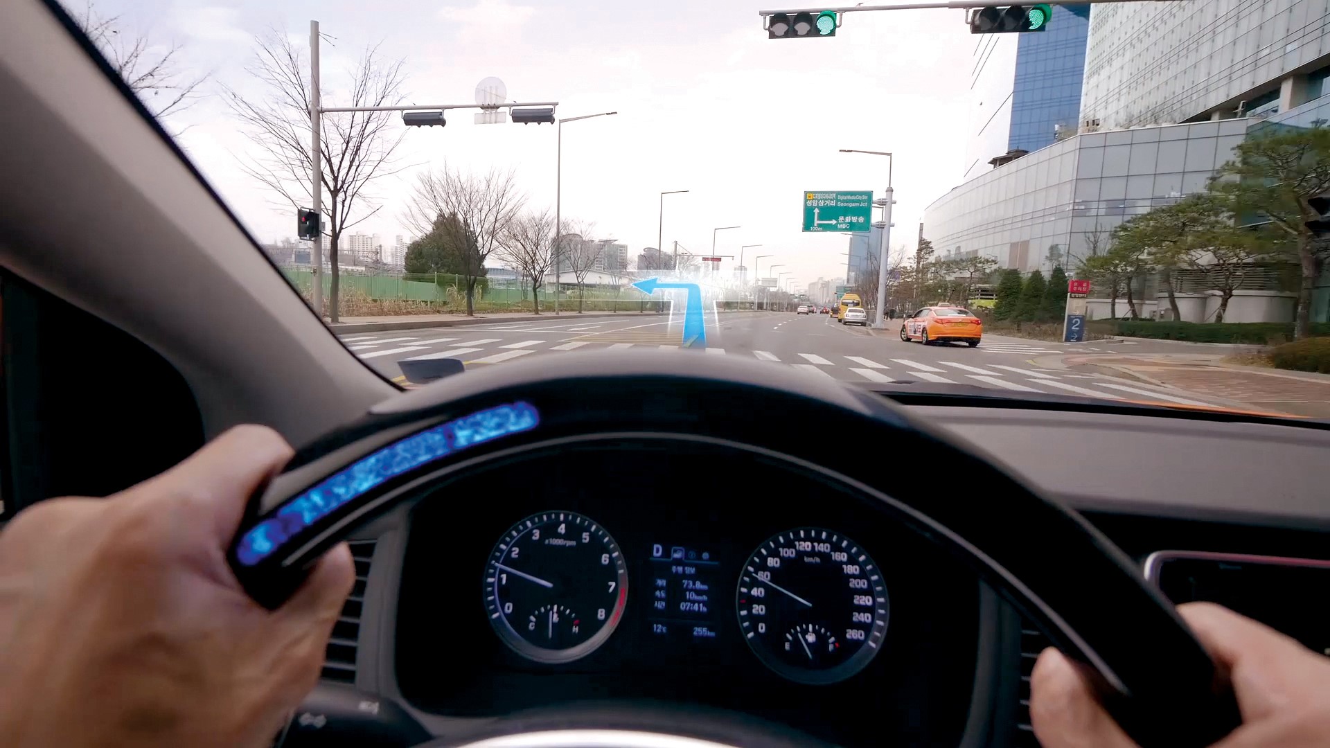 Hyundai Motor Group Driving Assist Technology for the Hearing-impaired