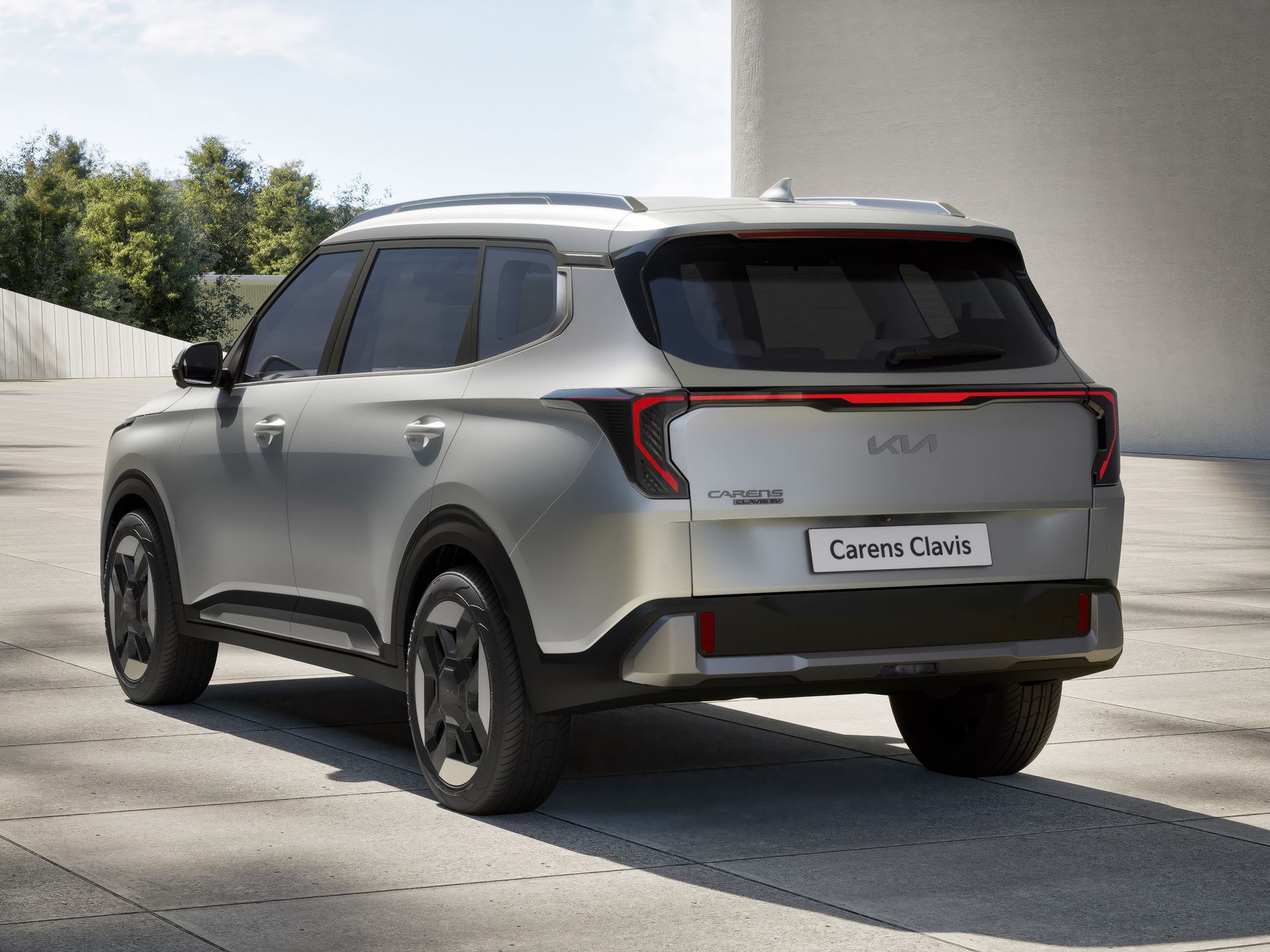 Kia Carens Clavis EV Rear Quarter