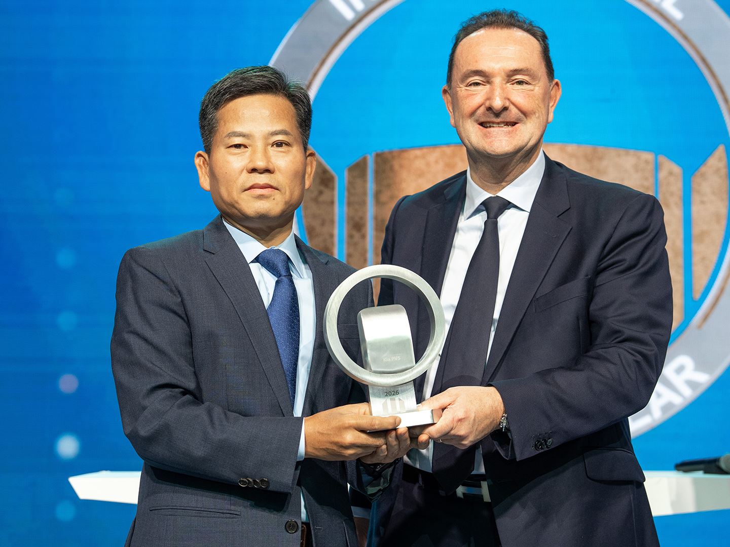  p 4 k pv5 2026 i v y 