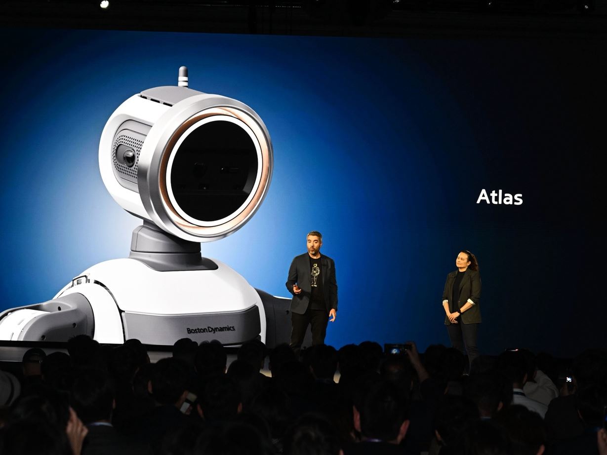 From left Alberto Rodriguez Director of Atlas Behavior at Boston Dynamics Carolina Parada Head of Robotics at Googl