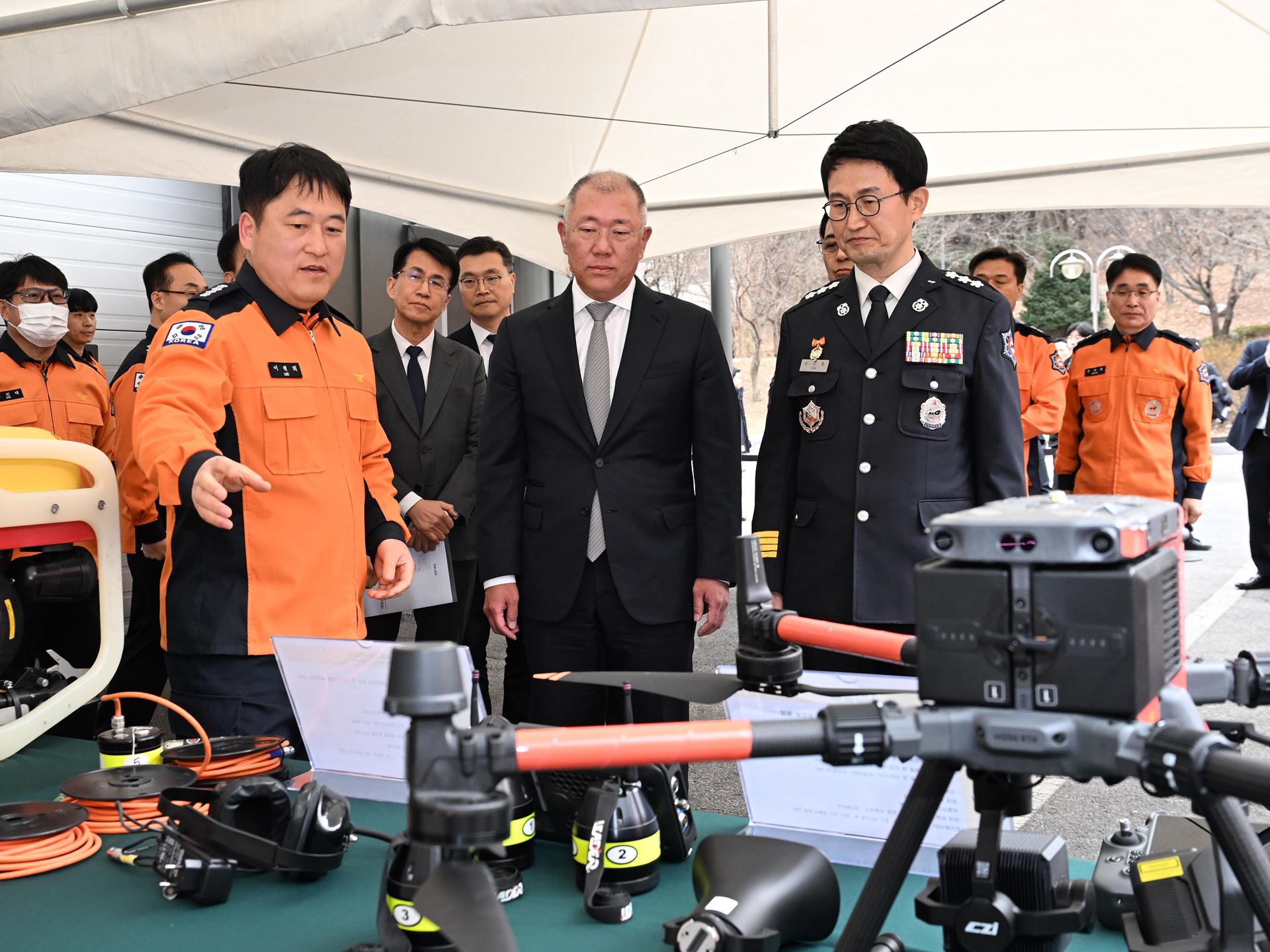 Hyundai Motor Group Donates Unmanned Firefighting Robots to Korea National Fire Agency for Safeguarding Firefighters