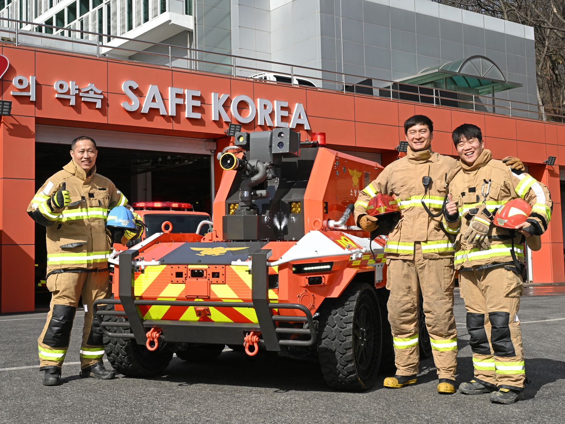 Hyundai Motor Group Releases A Safer Way Home Campaign Video Introducing Unmanned Firefighting Robot