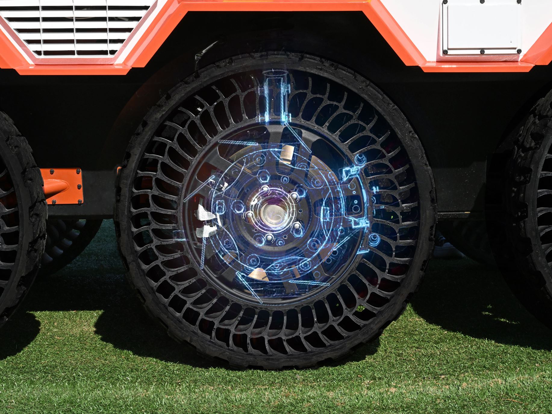 Hyundai Motor Group Releases A Safer Way Home Campaign Video Introducing Unmanned Firefighting Robot